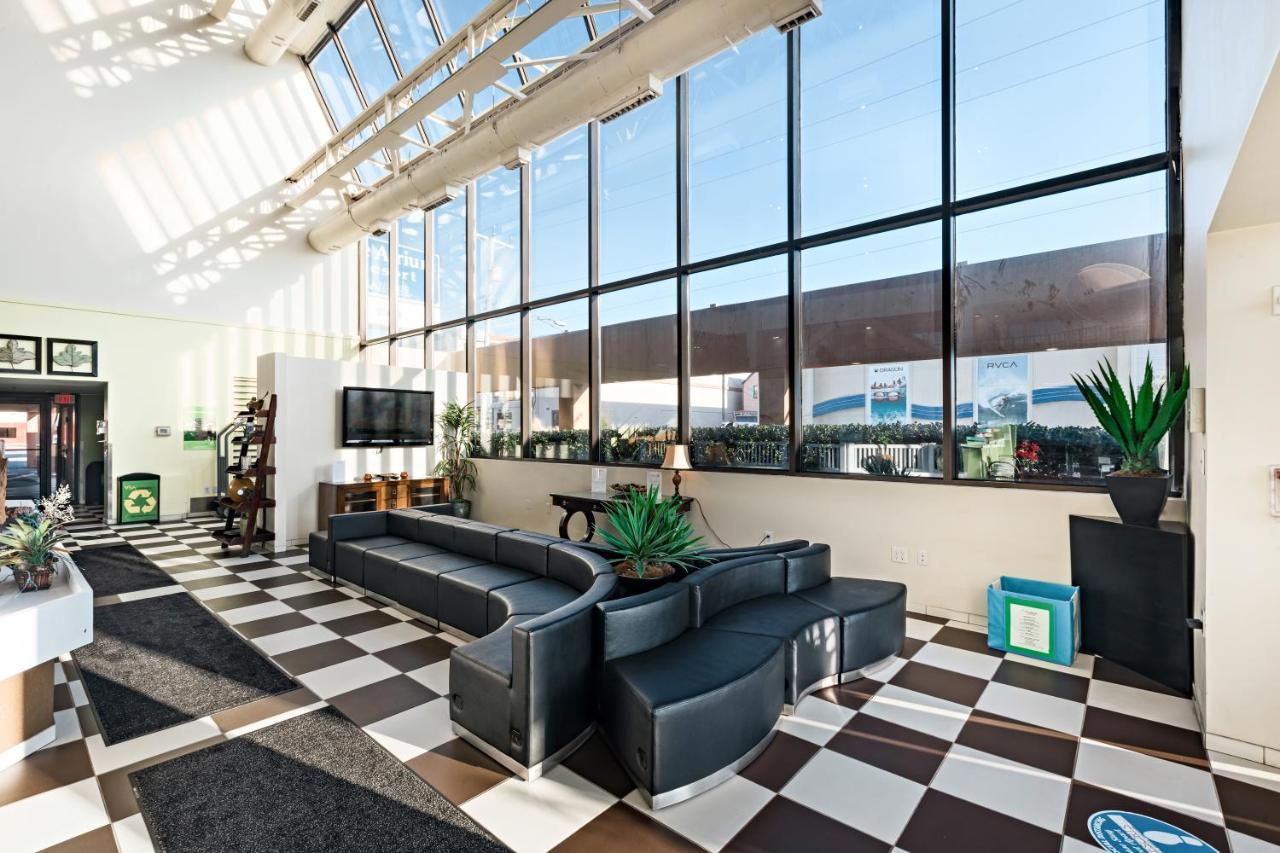 The Atrium Resort, Virginia Beach By Vacatia מראה חיצוני תמונה