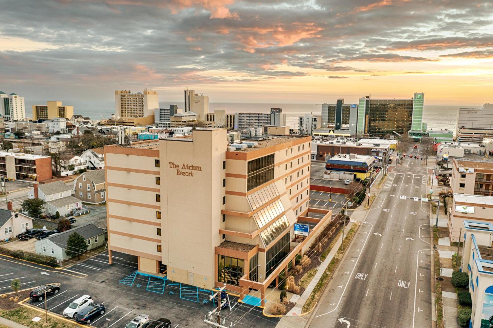 The Atrium Resort, Virginia Beach By Vacatia מראה חיצוני תמונה