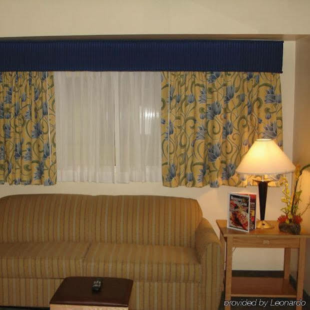 The Atrium Resort, Virginia Beach By Vacatia מראה חיצוני תמונה