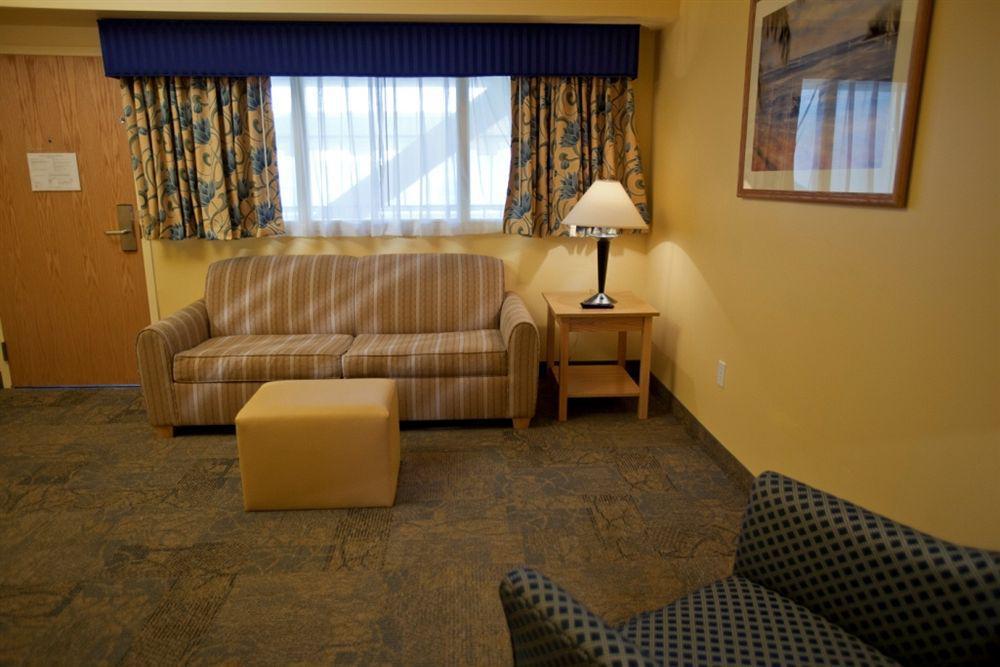 The Atrium Resort, Virginia Beach By Vacatia מראה חיצוני תמונה